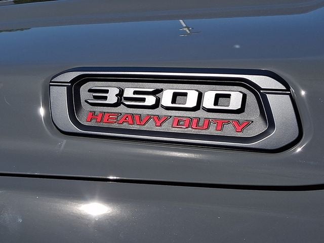 2026 RAM 3500 RAM 3500 TRADESMAN CREW CAB 4X4 8' BOX