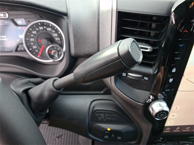 2026 RAM 3500 RAM 3500 TRADESMAN CREW CAB 4X4 8' BOX