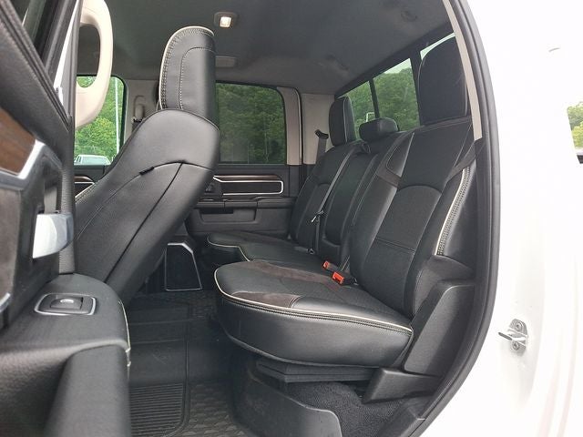 2024 RAM 3500 Laramie Crew Cab 4x4 8' Box