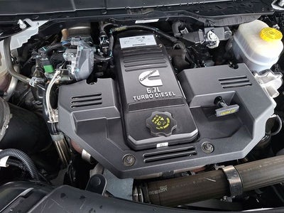 2024 RAM 3500 Laramie Crew Cab 4x4 8' Box