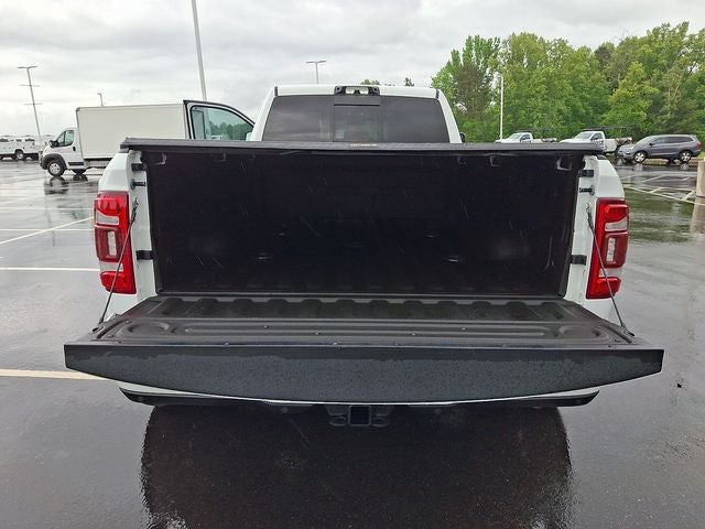 2024 RAM 3500 Laramie Crew Cab 4x4 8' Box