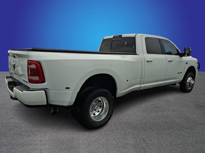 2024 RAM 3500 Laramie Crew Cab 4x4 8' Box