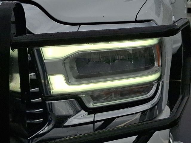2024 RAM 3500 Laramie Crew Cab 4x4 8' Box