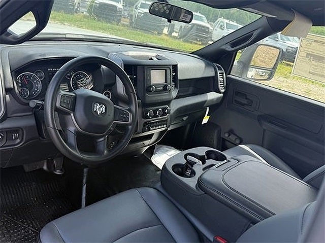 2024 RAM 2500 RAM 2500 TRADESMAN REGULAR CAB 4X2 8' BOX