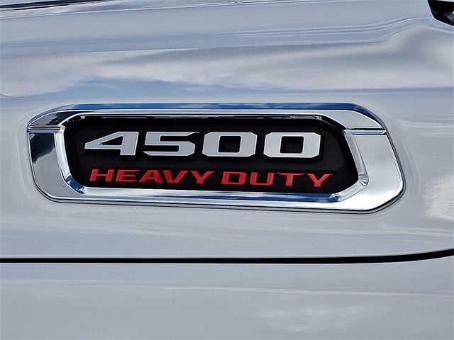 2026 RAM 4500HD RAM 4500 TRADESMAN CHASSIS CREW CAB 4X4 60' CA