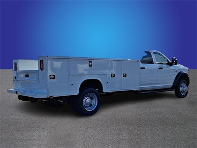 2026 RAM 4500HD RAM 4500 TRADESMAN CHASSIS CREW CAB 4X4 84' CA