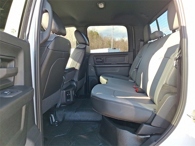 2026 RAM 4500HD RAM 4500 TRADESMAN CHASSIS CREW CAB 4X4 84' CA