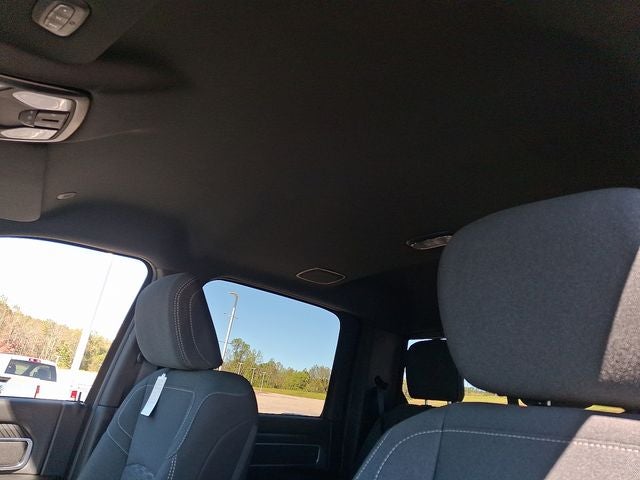 2025 RAM 5500HD Tradesman/Big Horn