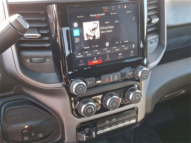 2026 RAM 5500HD RAM 5500 TRADESMAN CHASSIS CREW CAB 4X4 84' CA