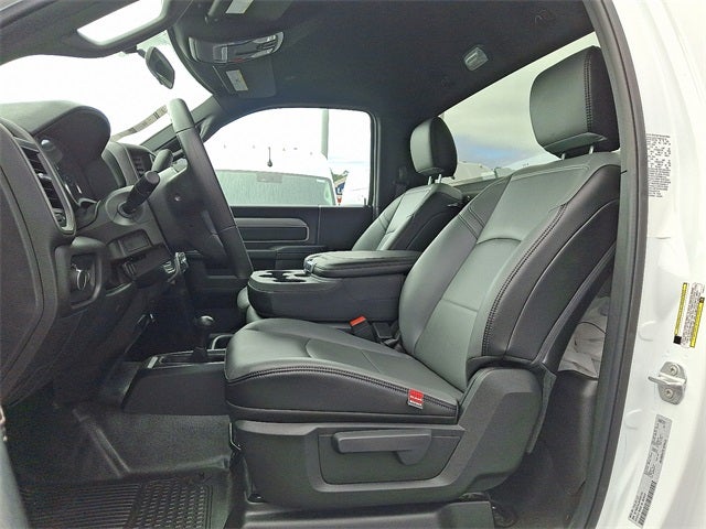 2023 RAM 3500 RAM 3500 TRADESMAN CHASSIS REGULAR CAB 4X4 60' CA