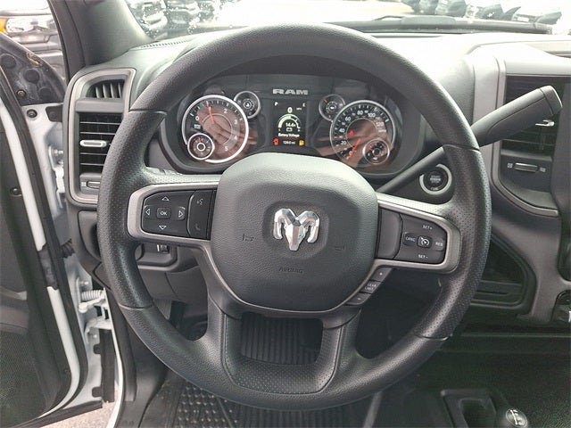 2023 RAM 3500 RAM 3500 TRADESMAN CHASSIS REGULAR CAB 4X4 60' CA