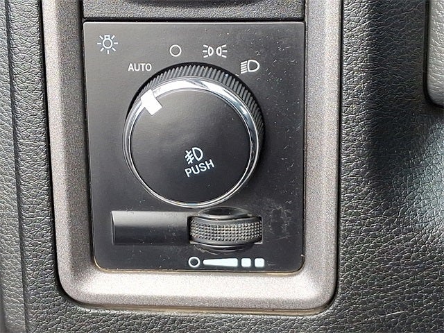 2018 RAM 3500 Tradesman/SLT/Laramie