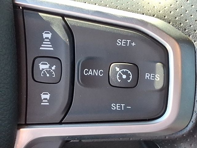 2025 RAM 3500 Tradesman/Big Horn