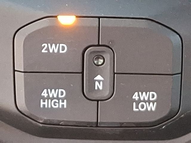 2025 RAM 3500 Tradesman/Big Horn