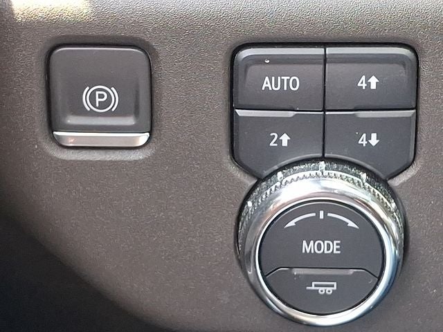 2024 GMC Sierra 1500 4WD Crew Cab Short Box SLT
