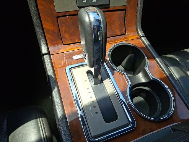 2013 Lincoln Navigator Base
